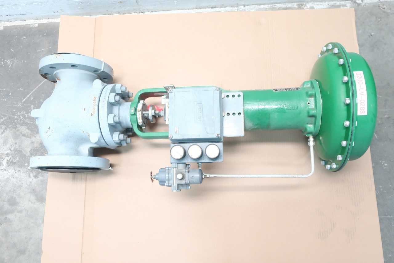 FISHER TYPE ET PNEUMATIC TYPE 667 STEEL TYPE 3582G 4IN CONTROL VALVE - CONTROL VALVE