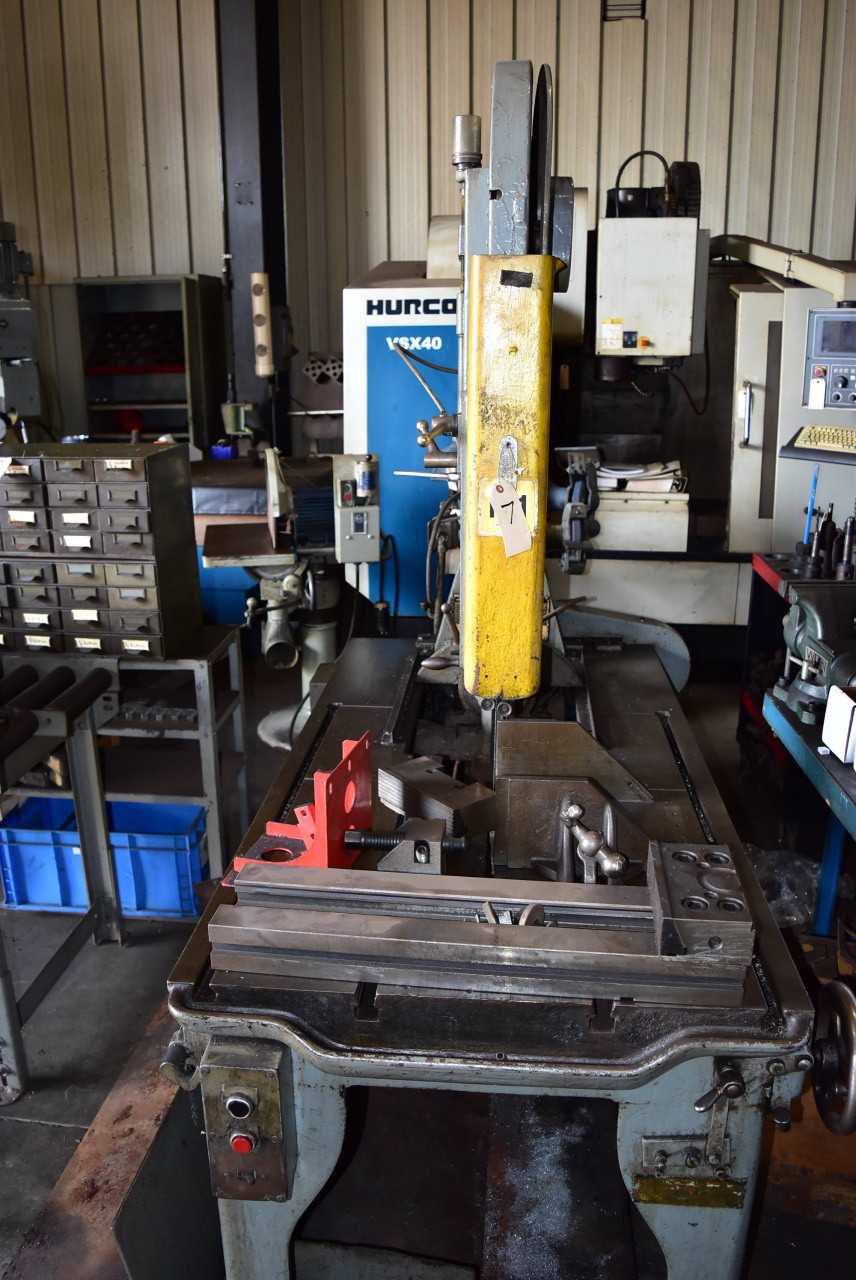 Marvel Vertical Bandsaw No 8 S/N 89273 - METAL SAWS