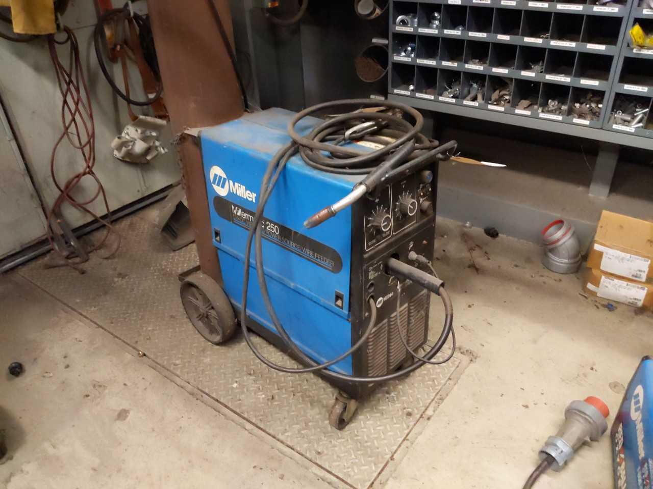 Miller Millermatic 250 CV. DC Welder (tank not included) - POSITIONING EQUIPMENT