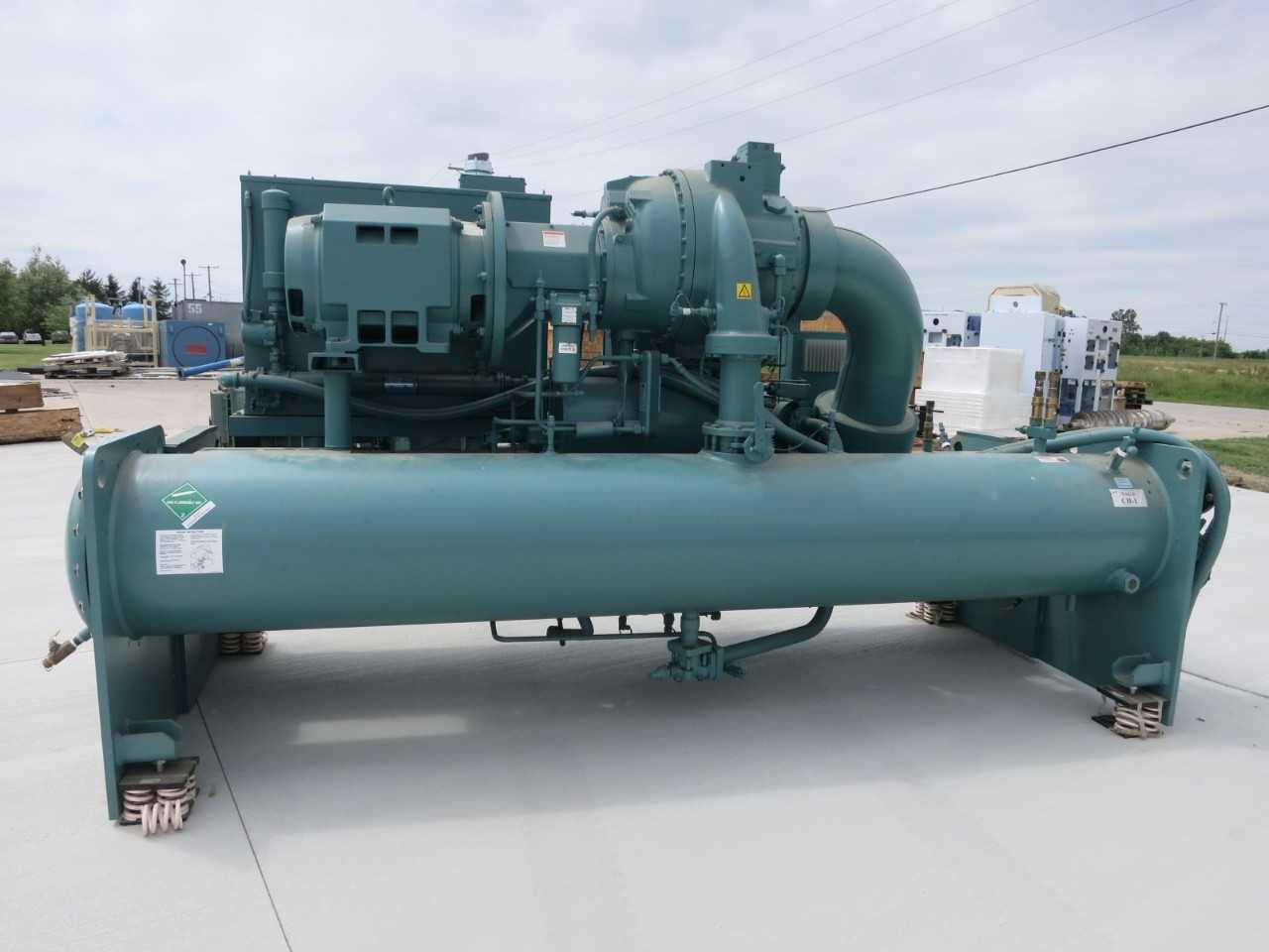 YORK MAX-E CENTRIFUGAL CHILLER MODEL# YKACA5Q3-CHG - TEMPERATURE CONTROL COMPONENTS