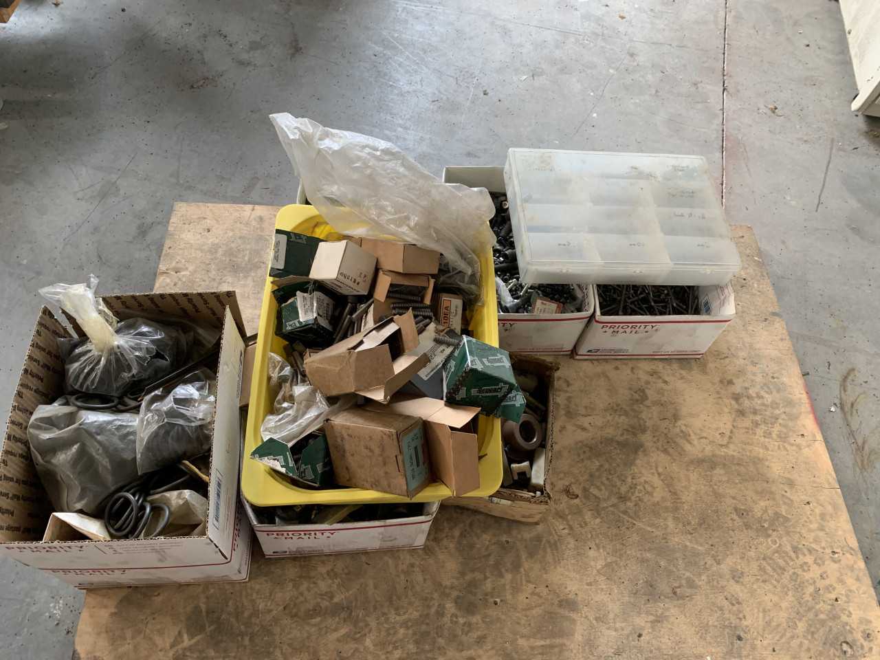 LOT OF NEW NUTS, BOLTS, FITTINGS AND OIL SEALS - ELECTRIC POWER TOOLS