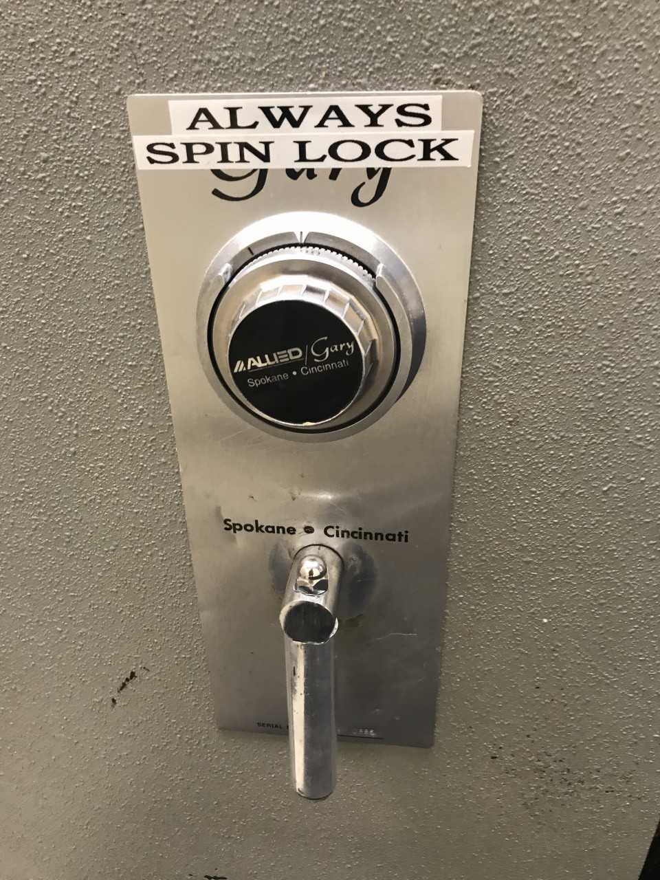 ALLIED GARY SAFE - TOOL STORAGE