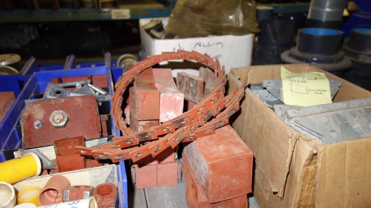 3-1/2 SHELVES, ASSORTED GENERAL PURPOSE COVERS, STOPPERS, FLOOR CASTLES, FITTINGS - INDUSTRIAL PARTS