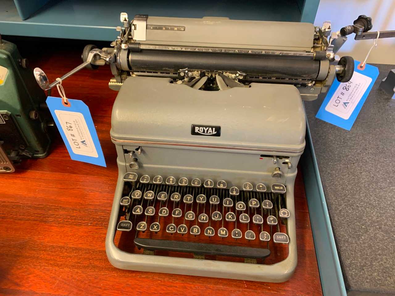 Vintage Royal Typewriter - MISCELLANEOUS