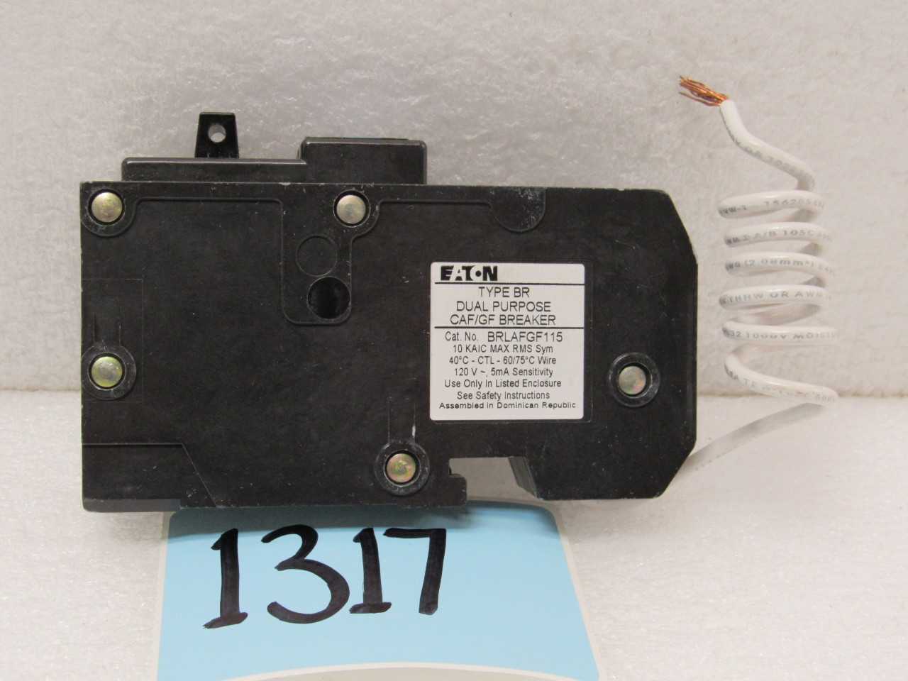 LOT OF EATON RESIDENTAL BREAKERS - MISCELLANEOUS