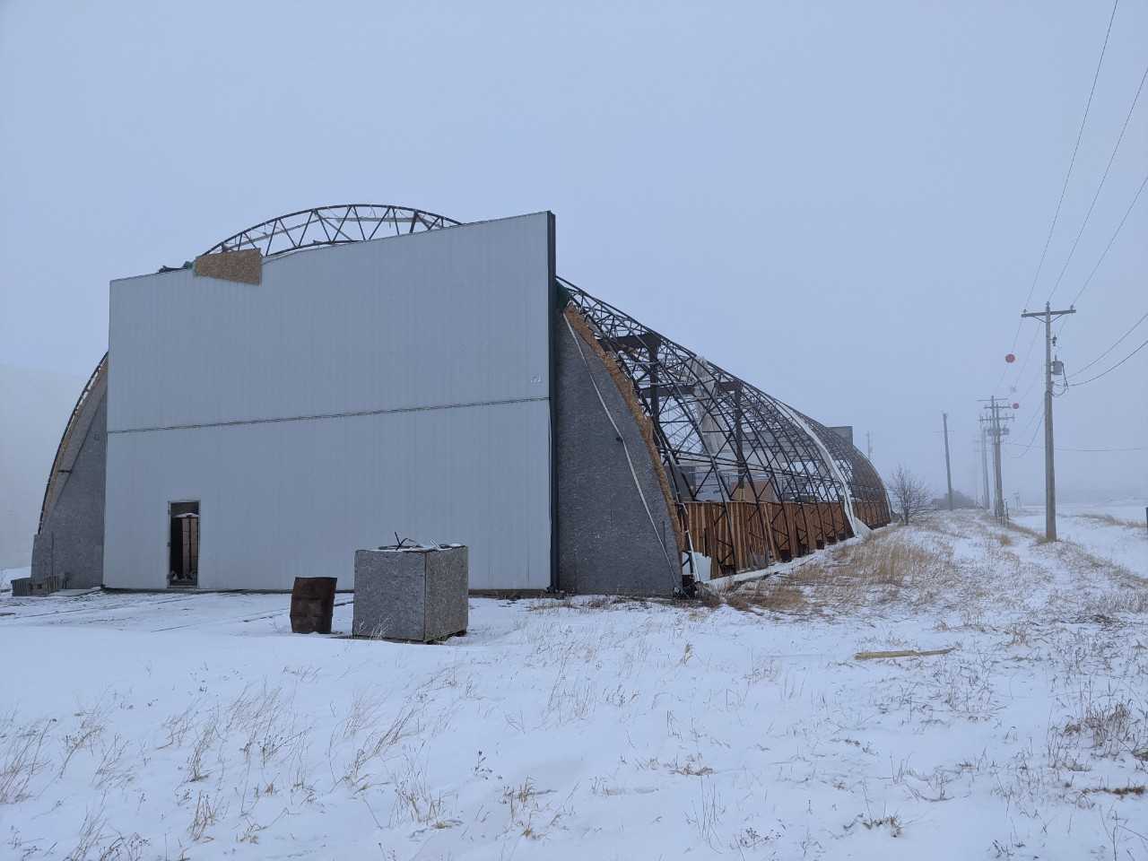 High-Qual Brand, fabric Quonset structure. 17 truss, 60 x 192 - MISCELLANEOUS