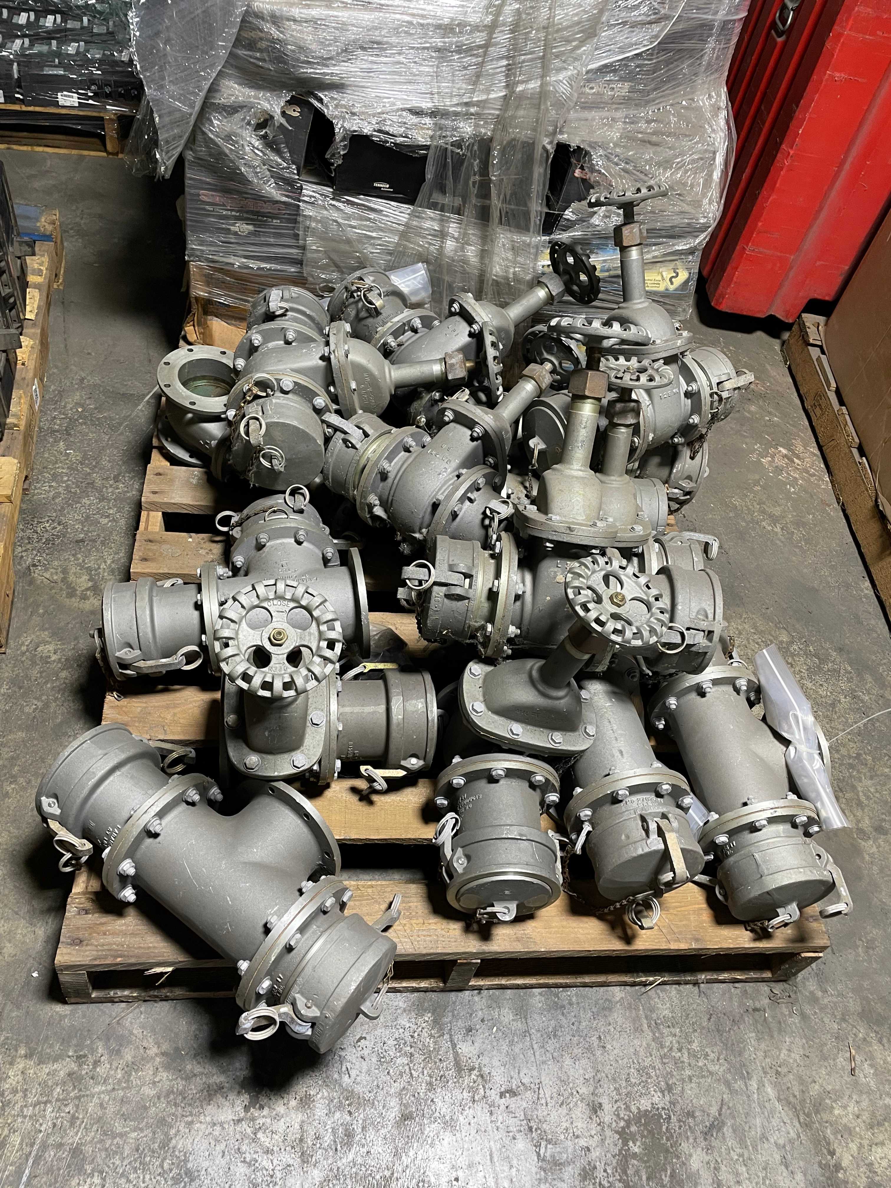 QTY 17 - LABARGE SCREW VALVE WITH CAM-LOCK COUPLINGS AND CAPS - VALVES & PLUMBING