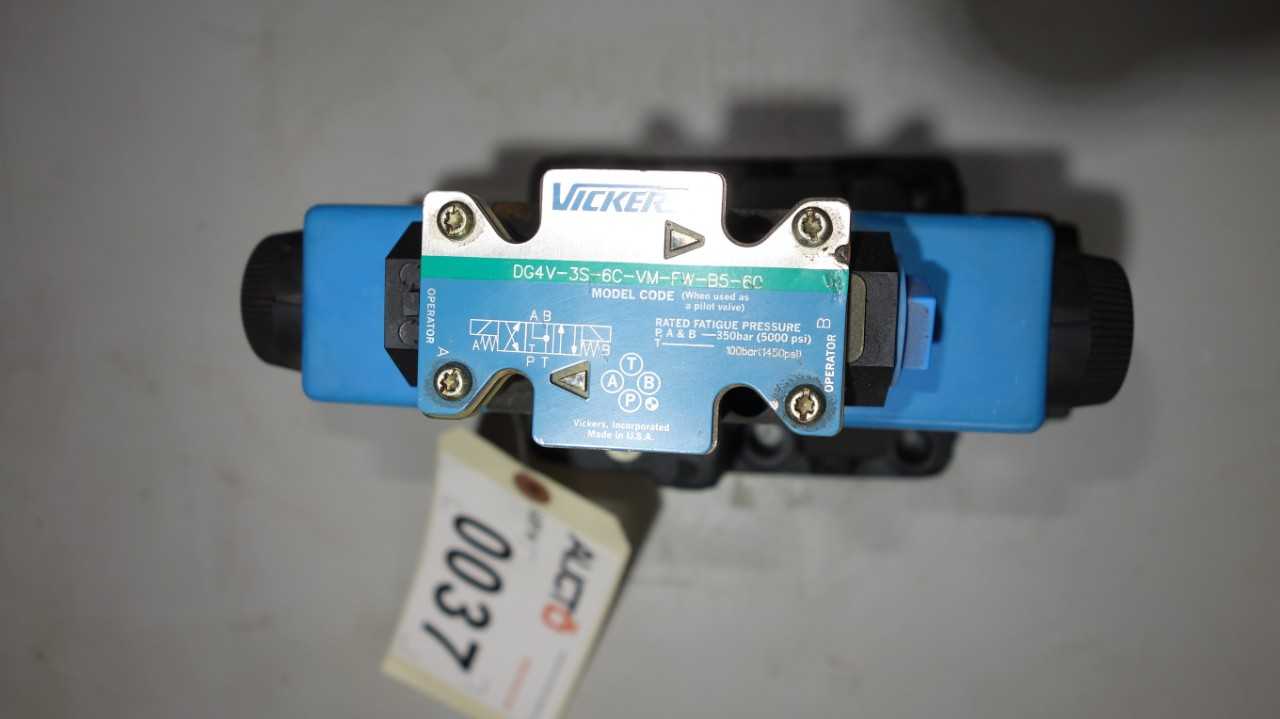 VICKERS DG5S-8-8C-2-R-VM-FW-B5-30 HYDRAULIC VALVE - VALVES