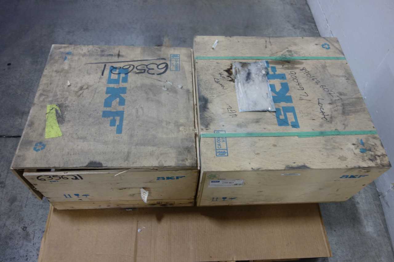 LOT OF 2 ASSORTED SKF BEARINGS - BEARINGS