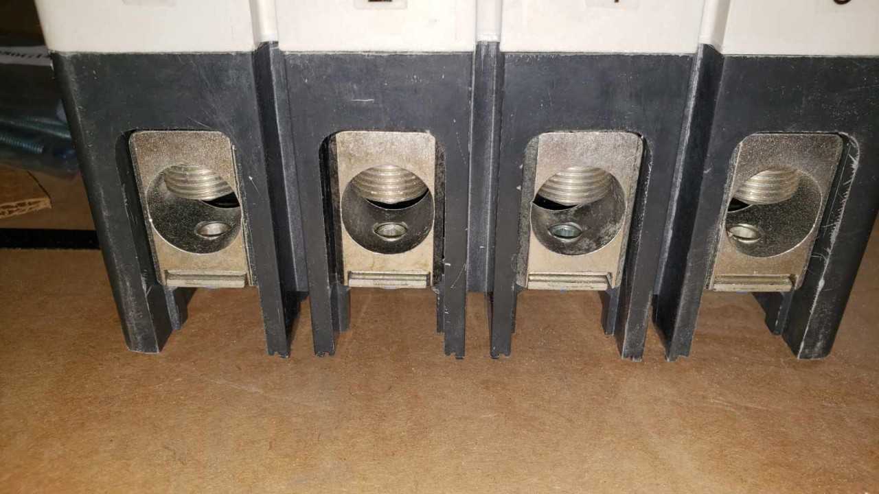 Eaton/Cutler Hammer Circuit Breakers - CIRCUIT BREAKERS