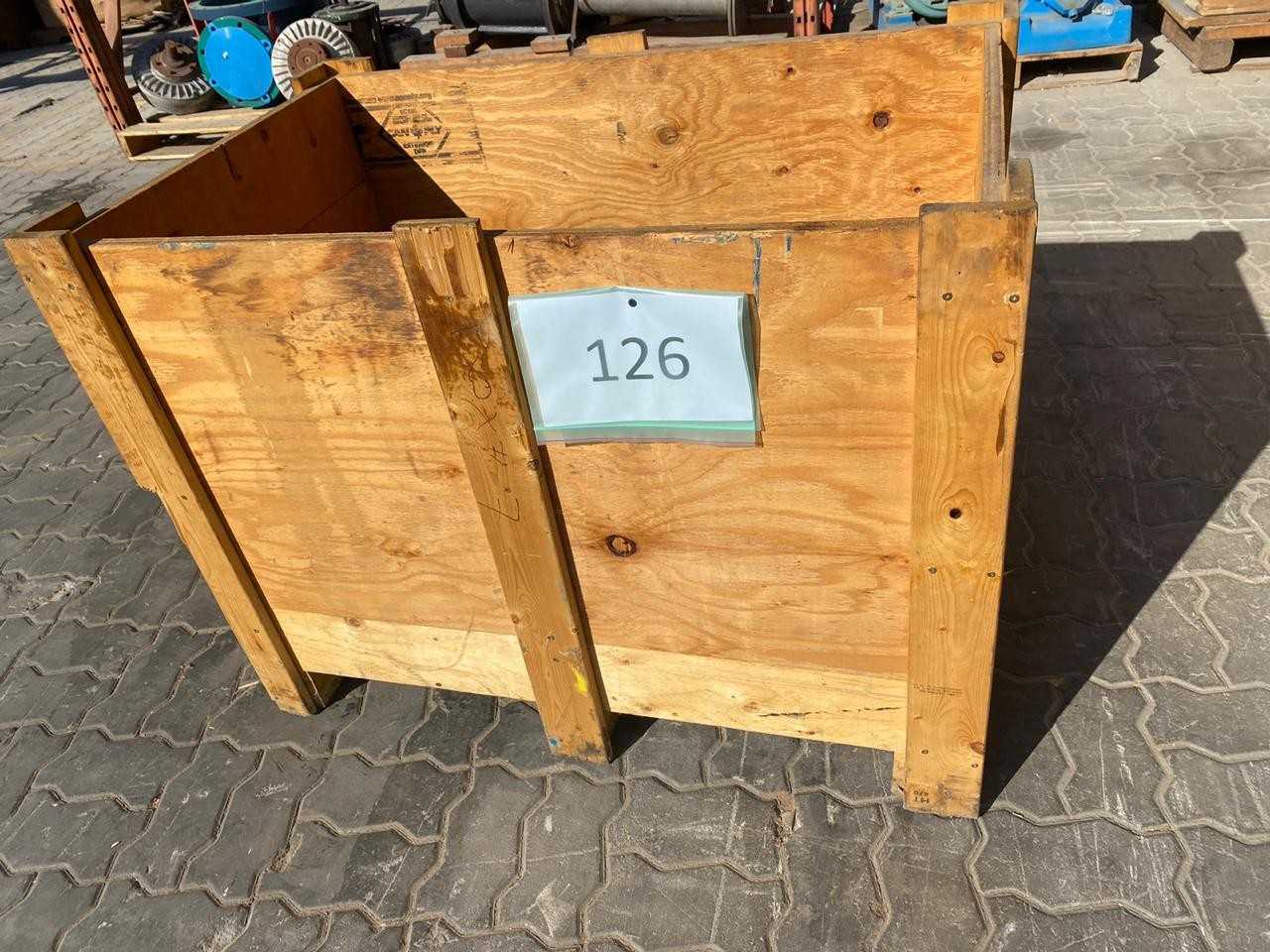 PALLET OF ASSORTED CAT 50 TOOL HOLDERS - MACHINING ACCESSORIES & TOOLING
