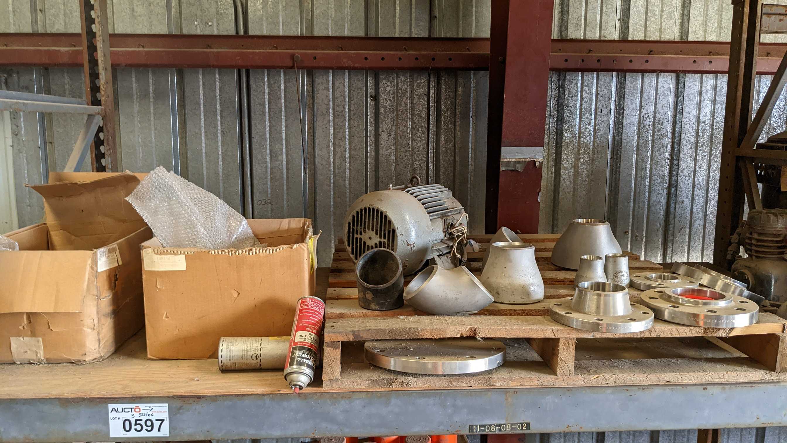 CONTENTS OF 3 SECTION OF RACKING - INDUSTRIAL PARTS