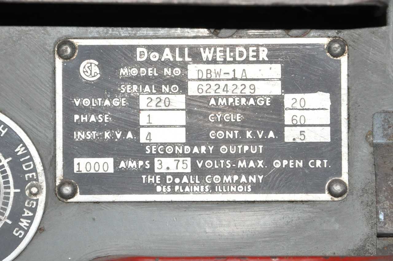 DoAll 1612-0 Vertical Saw - VERTICAL BAND SAWS