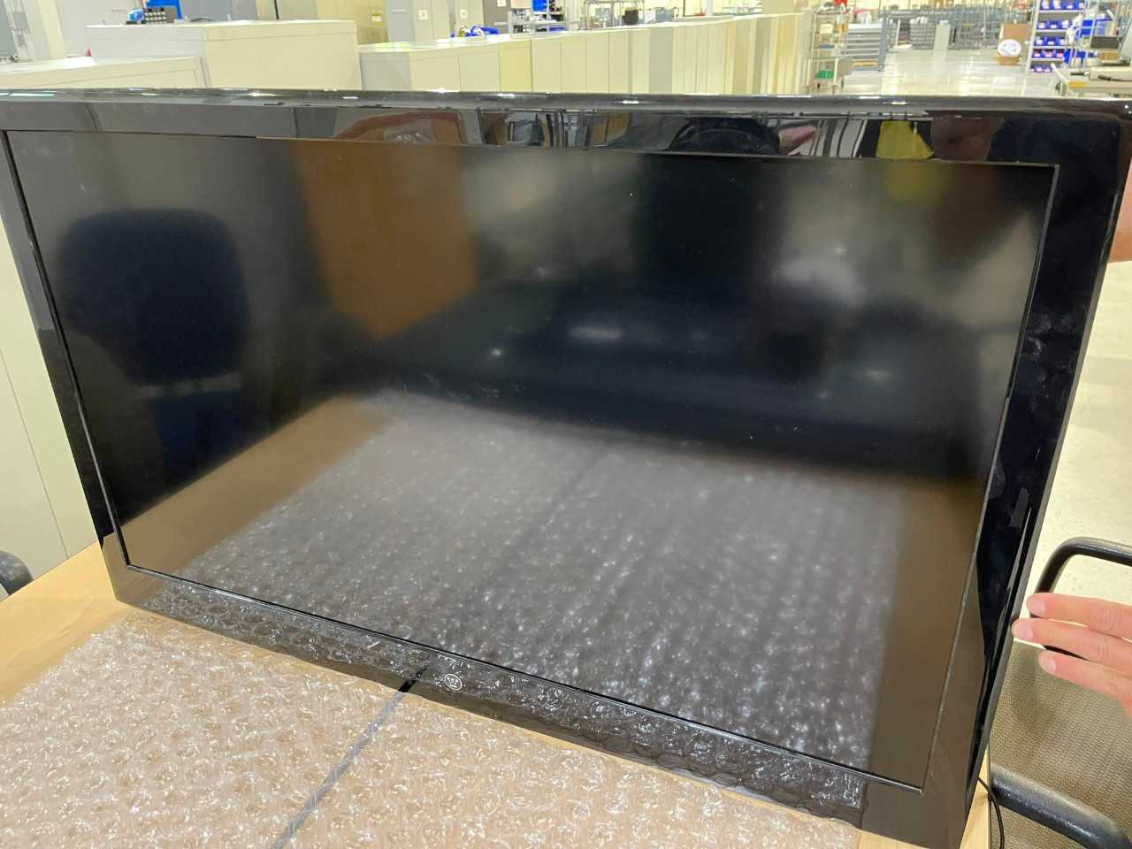 Westinghouse LCD TV - ELECTRIC MOTORS