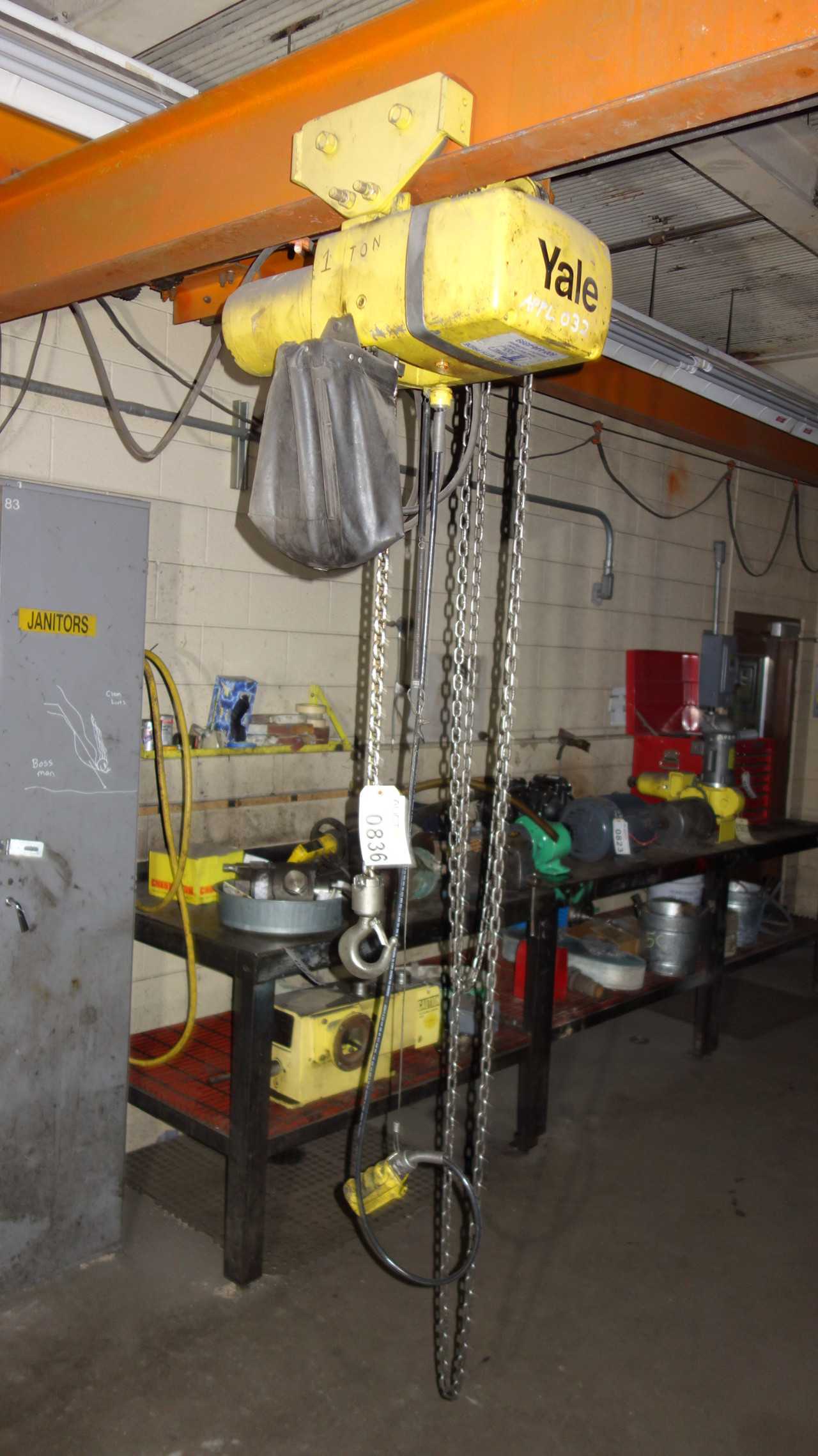 YALE 1 TON ELECTRIC CHAIN HOIST WITH MANUAL TROLLEY - MISCELLANEOUS
