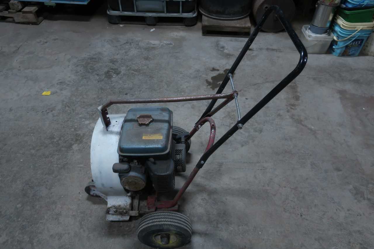 FUJI TELEDYNE WISCONSIN ROBIN W1-185 GAS POWERED WALK BEHIND BLOWER - MISCELLANEOUS