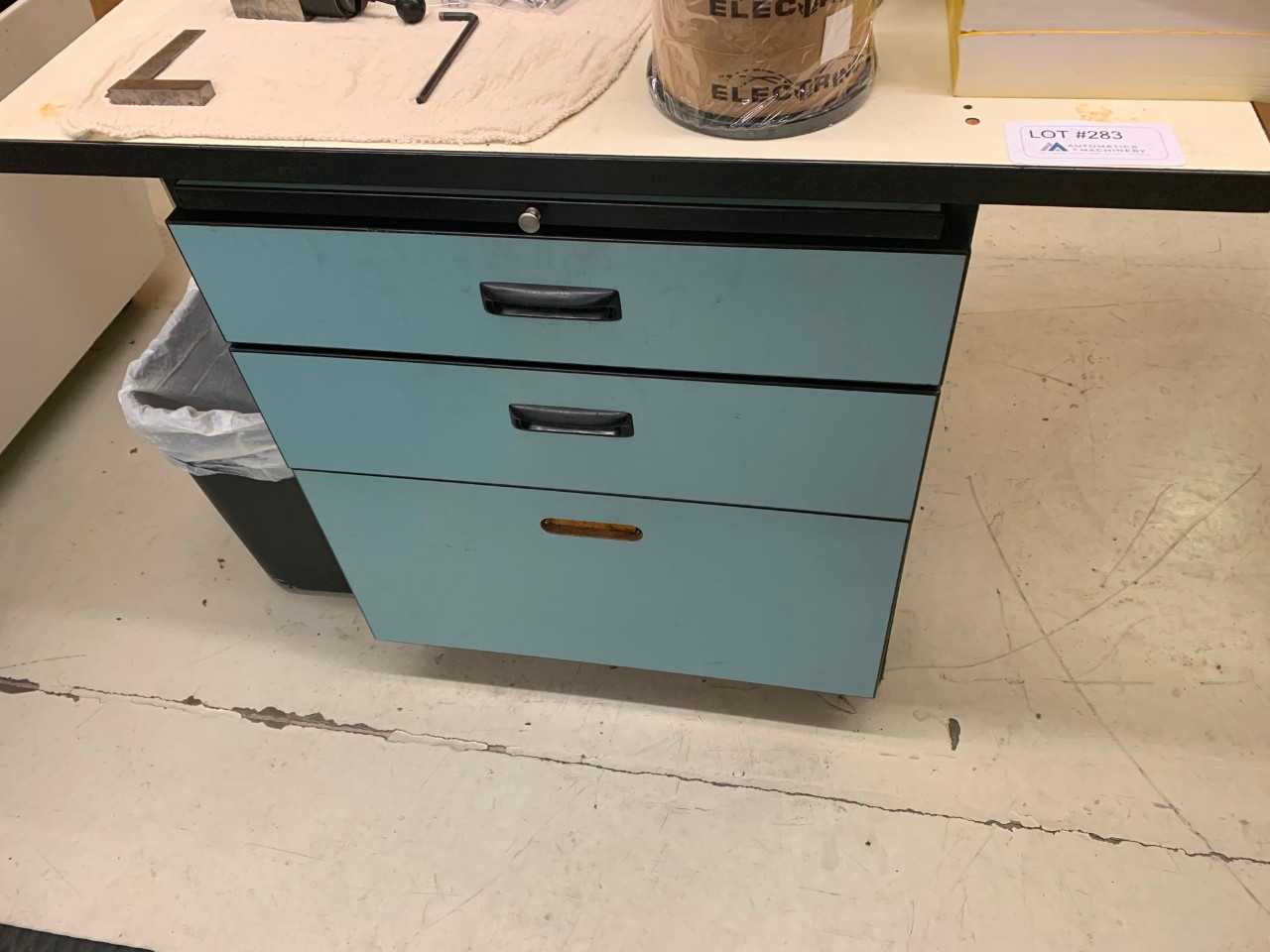 Cabinet ( No Contents ) - SHELVING
