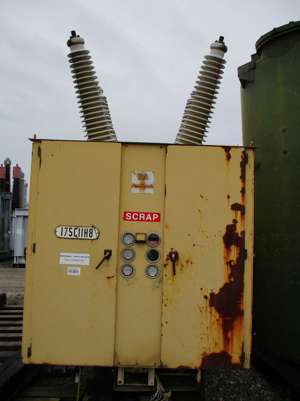 1979 Gould GA SF6 Breaker. Type 145GA50-20.0. 145kv, 2000A - CIRCUIT BREAKERS