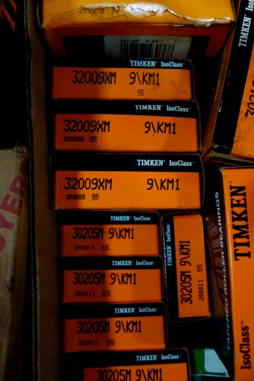 1 PALLET OF ASSORTED BEARINGS - BEARINGS
