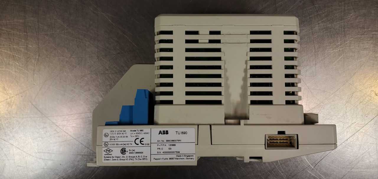 Lot of 10 ABB AO895 Output Module w/TU890 Termination Module "Like New - Pulled from New Machinery and Bench Tested" - AUTOMATION & CONTROLS
