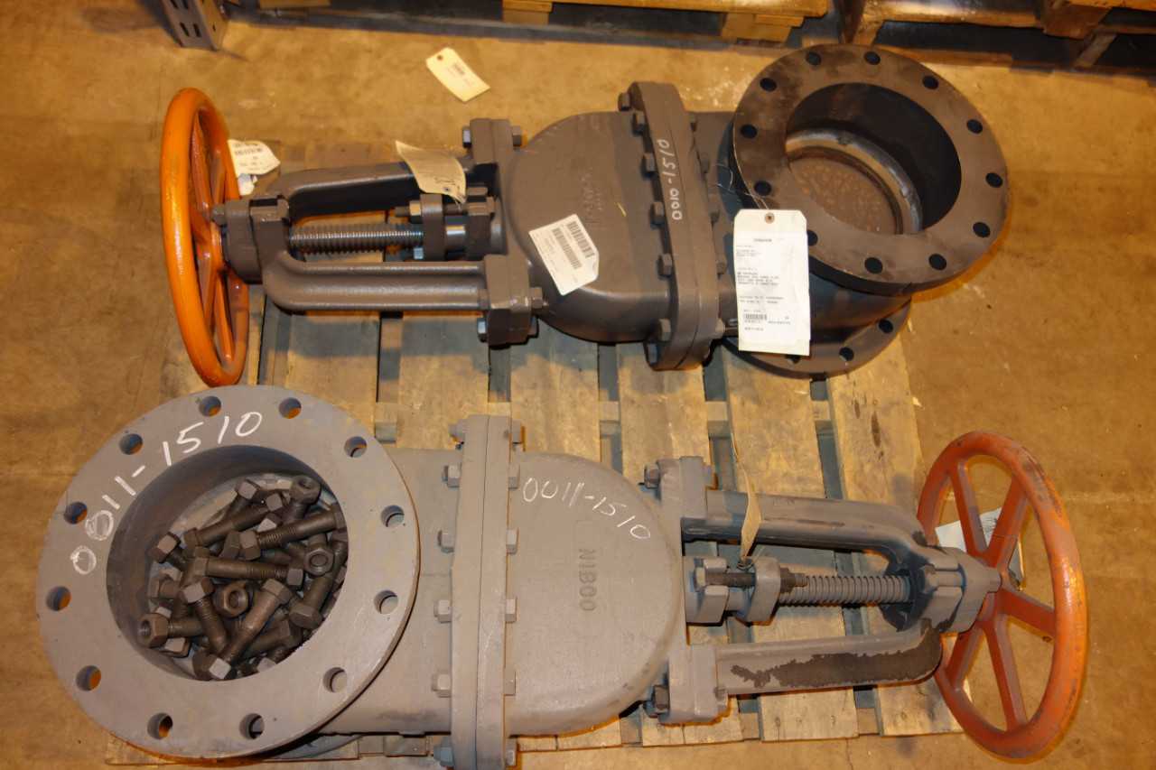 1 PALLET OF NEWCO 10IN WEDGE GATE VALVES - VALVES