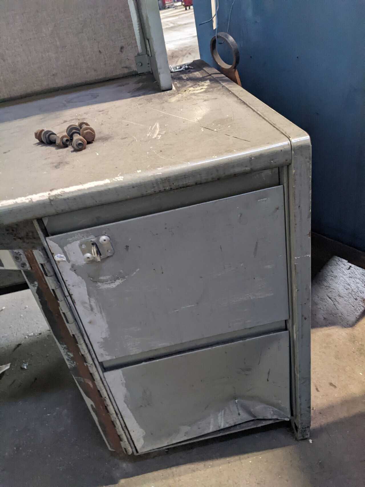 INDUSTRIAL STEEL WORK DESK - PLANT & FACILITY EQUIPMENT