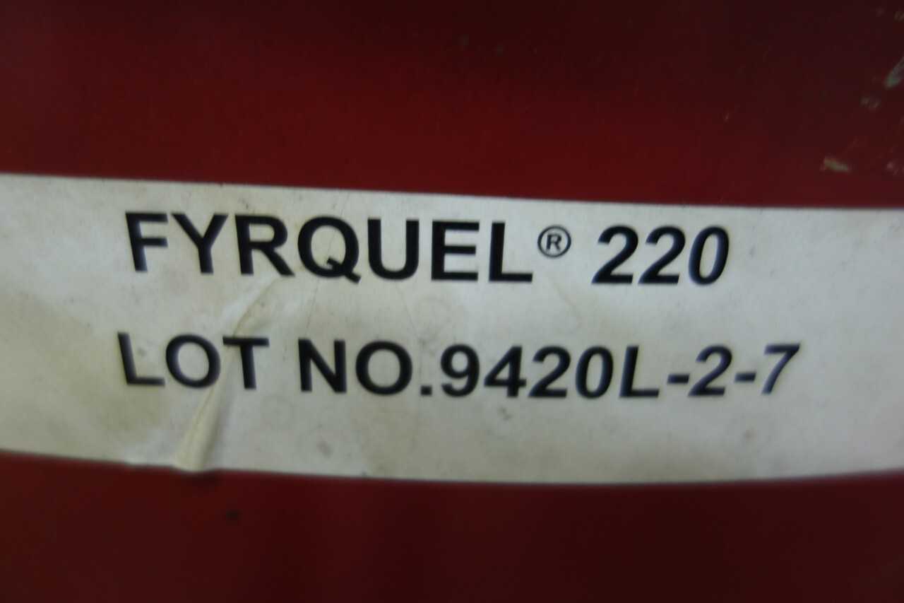LOT OF 4 ASSORTED 55 GALLON DRUMS OF HYDRAULIC OIL - ELECTRIC POWER TOOLS