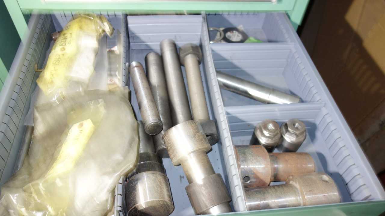 CONTENTS OF ROOM W/ 1 STANLEY VIDMAR CABINETS, TOOLING, REPLACEMENT PARTS (CONTENTS OF BOTH VIDMARS INCLUDED) - TOOL STORAGE