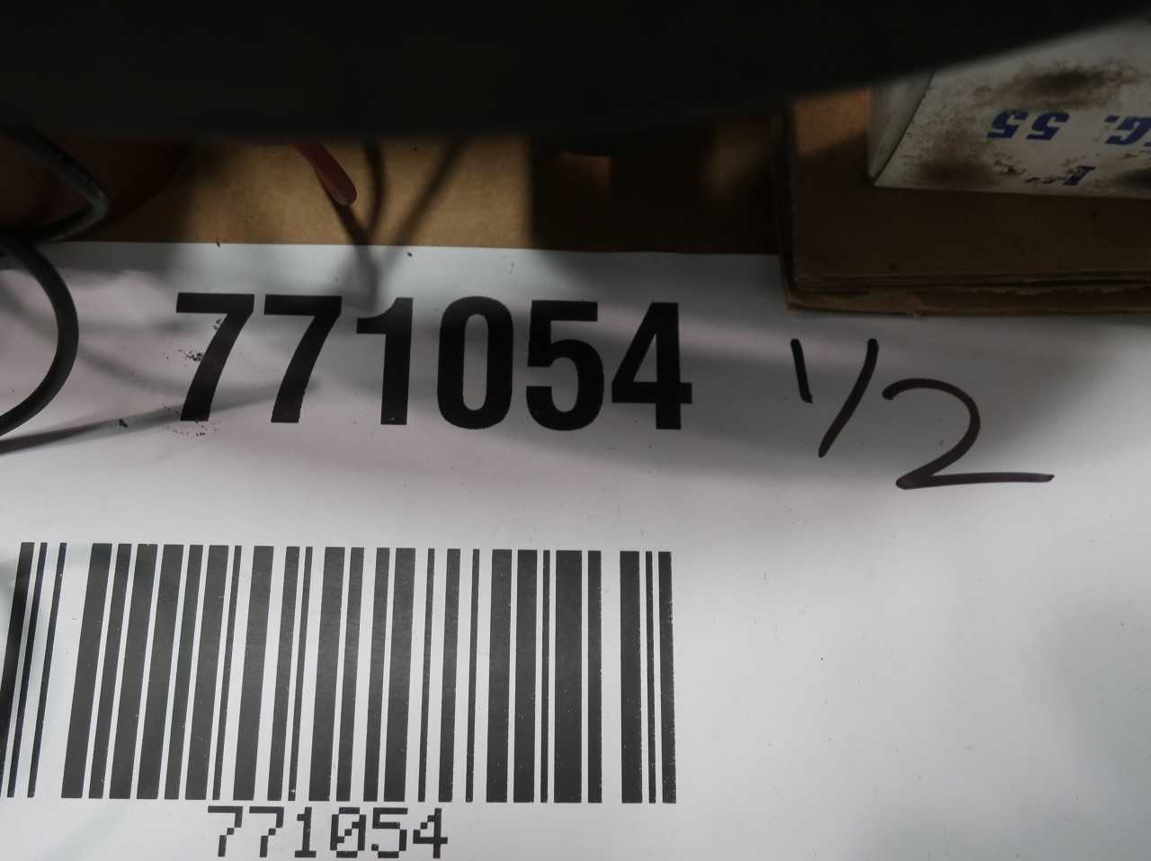 2 PALLETS OF VALVES, VALVE PARTS, PLUMBING - VALVES