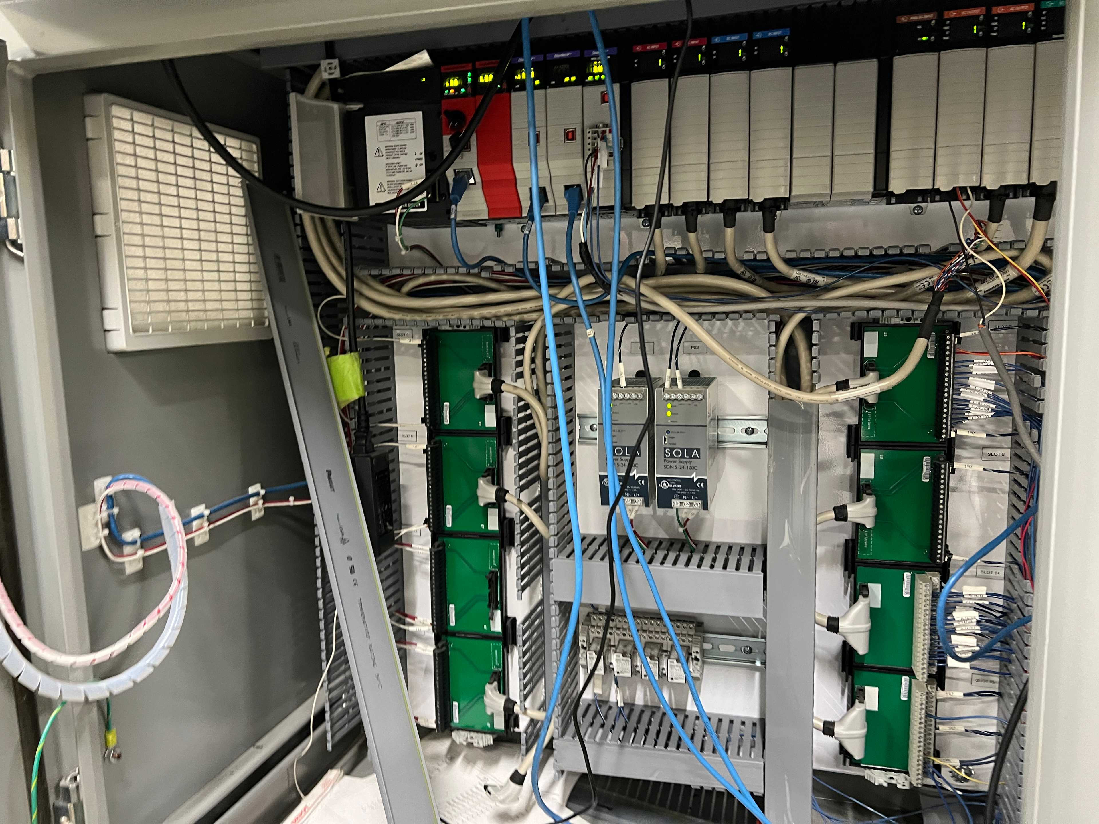 2020 ALLEN-BRADLEY & PARKER MAIN OPERATOR CONSOLE - AUTOMATION & CONTROLS