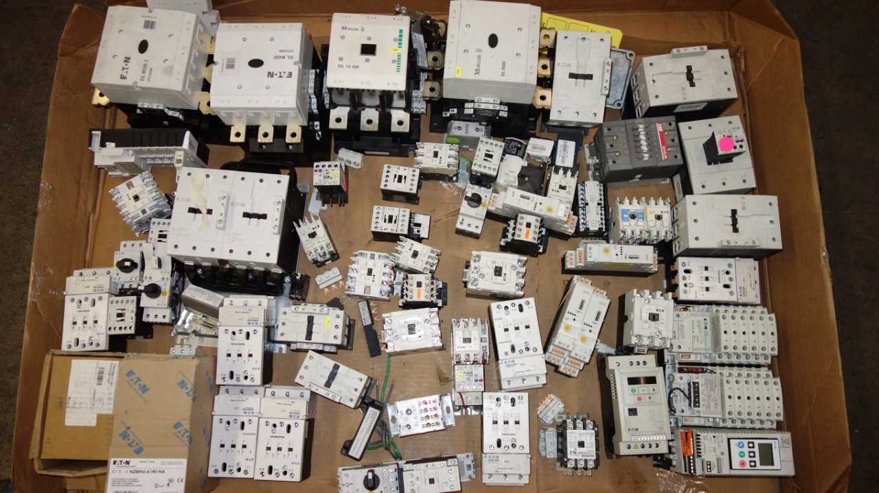 1 PALLET OF EATON / CUTLER HAMMER CONTACTORS, STARTERS - ELECTRICAL COMPONENTS