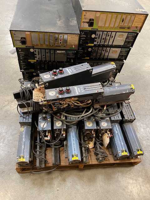 Lot of 9 DUKANE DYNAMIC PROCESS CONTROLLERS- (7) Model 4100; (1) Model 4070; (1) Model 2050 - INDUSTRIAL PARTS