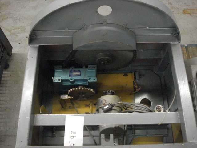ROTARY TABLE STAND WITH MOTOR AND GEAR BOX - MACHINING ACCESSORIES & TOOLING