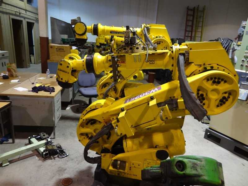 FANUC ROBOT R-2000I/165F WITH RJ3IB CONTROL, TEACH & CABLES - INDUSTRIAL ROBOTS