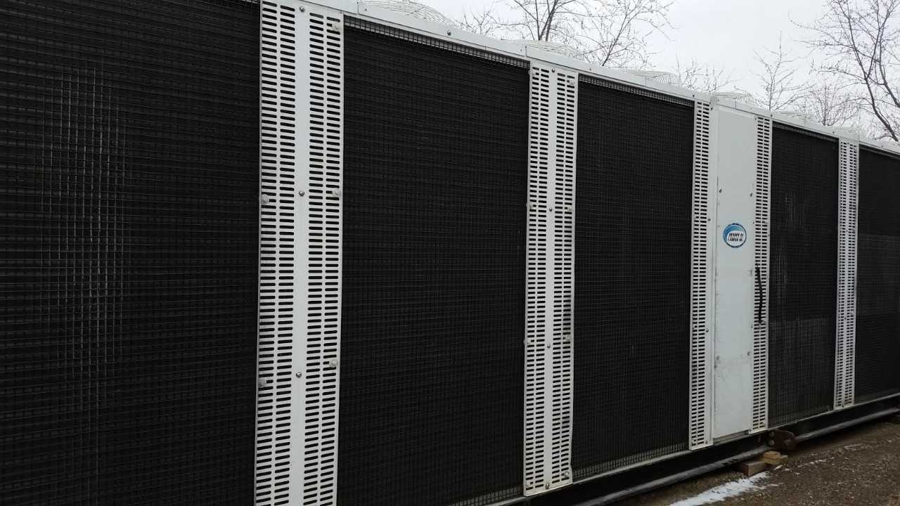 Freezco Industrial Chiller 150 Ton x 2 Capacity - CONSTRUCTION EQUIPMENT