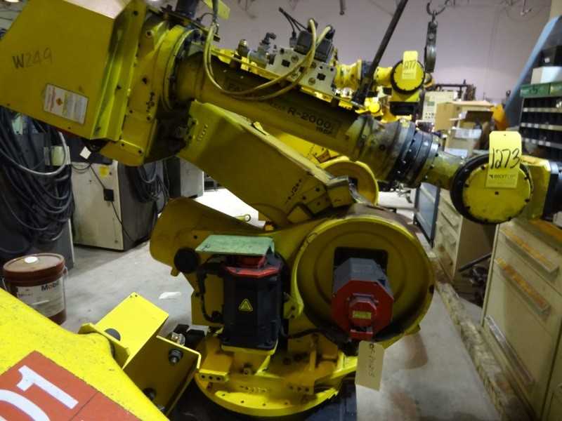 FANUC ROBOT R-2000I/165F WITH RJ3IB CONTROL, TEACH & CABLES - INDUSTRIAL ROBOTS