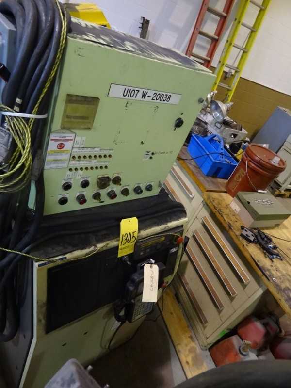 FANUC ROBOT R-2000I/165F WITH RJ3IB CONTROL, TEACH & CABLES - INDUSTRIAL ROBOTS