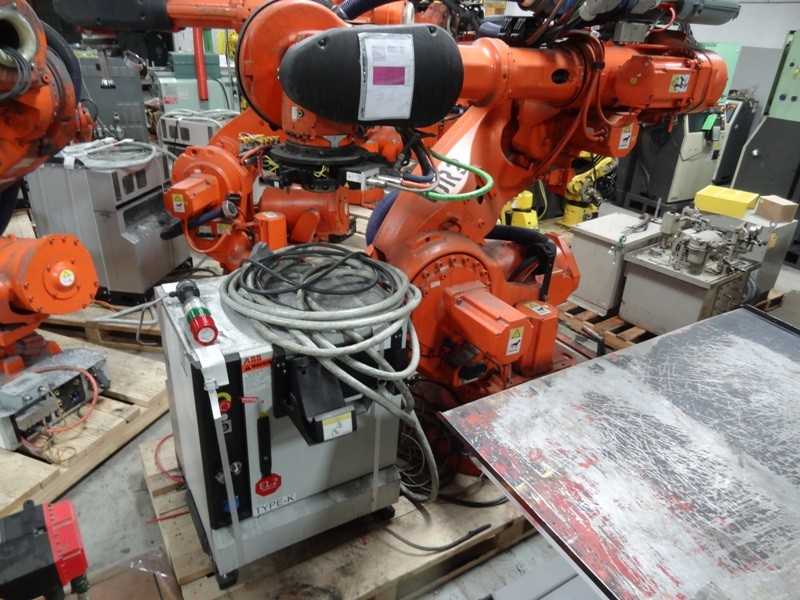 ABB  ROBOT IRB 7600-340/2.8 WITH IRC 5 CONTROLS, CABLES & TEACH - INDUSTRIAL ROBOTS