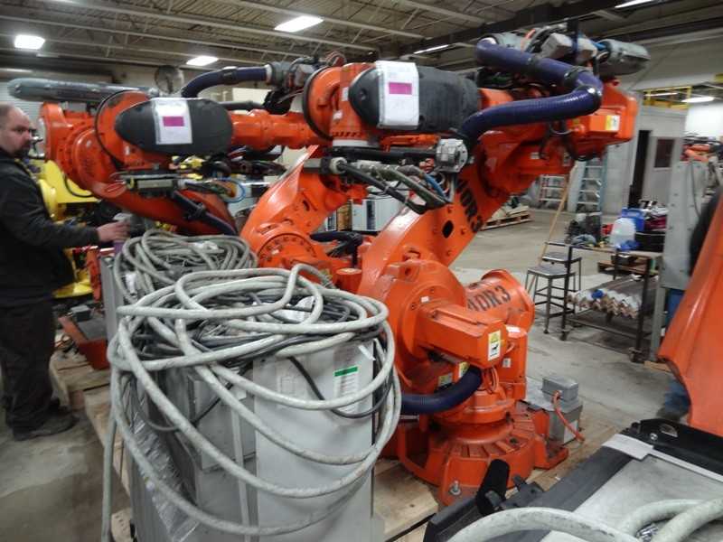 ABB ROBOT IRB 6640-235/2.55 WITH IRC 5 CONTROLS, CABLES & TEACH - INDUSTRIAL ROBOTS