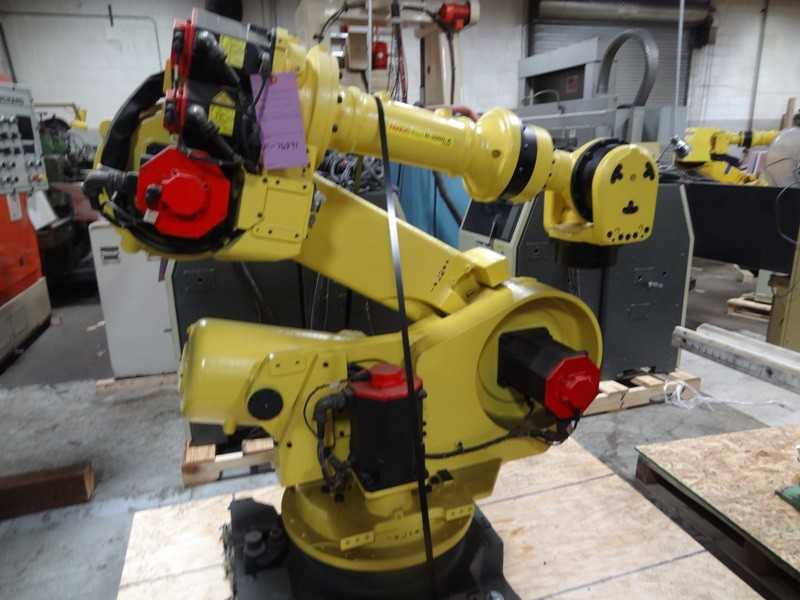 COMPLETELY REFURBISHED FANUC ROBOT R-2000iA/200F WITH R-J3iB CONTROL - INDUSTRIAL ROBOTS