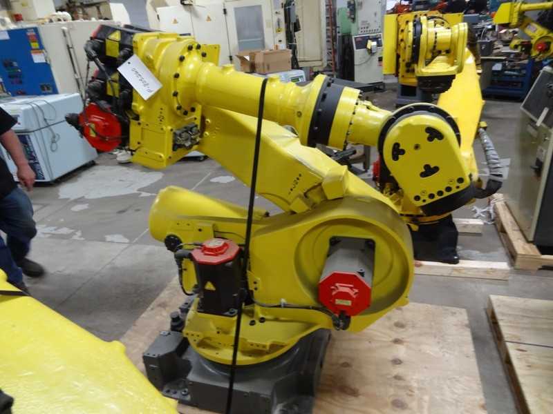 COMPLETELY REFURBISHED FANUC ROBOT R-2000iA/200F WITH R-J3iB CONTROL - INDUSTRIAL ROBOTS