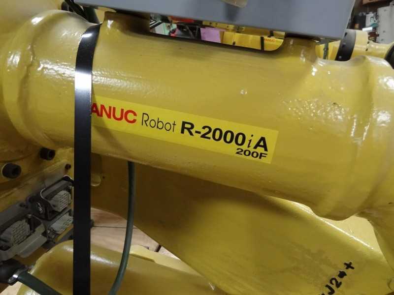 COMPLETELY REFURBISHED FANUC ROBOT R-2000iA/200F WITH R-J3iB CONTROL - INDUSTRIAL ROBOTS