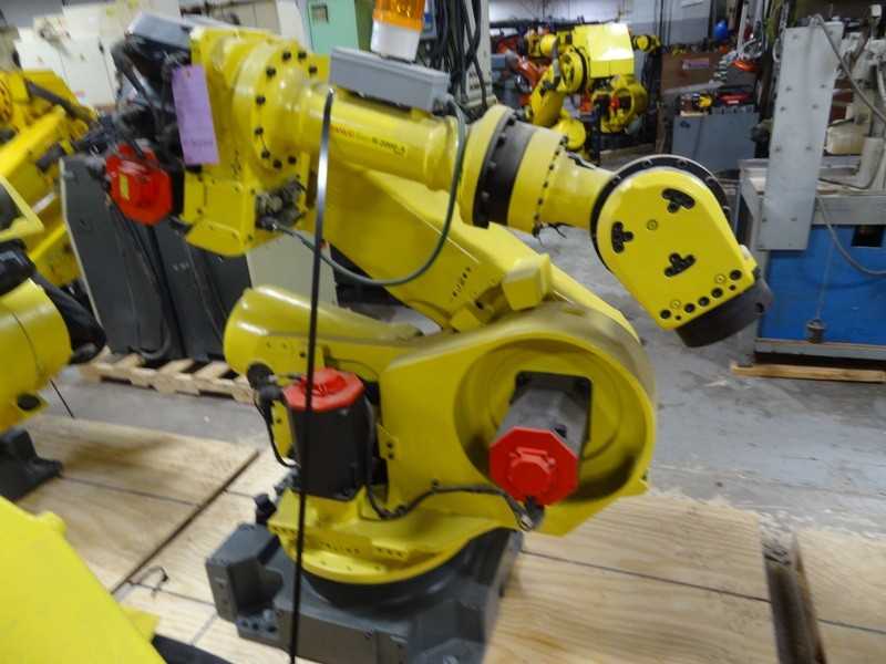 COMPLETELY REFURBISHED FANUC ROBOT R-2000iA/200F WITH R-J3iB CONTROL - INDUSTRIAL ROBOTS