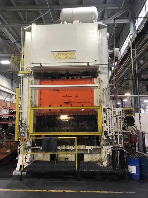 VERSON 600 TON SSDC PRESS MODEL SE2-600-96-54P - PRESSES