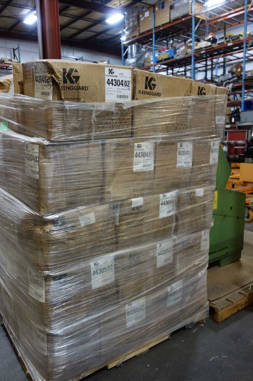 PALLET OF KLEENGUARD A40 DISPOSABLE COVERALLS - SAFETY EQUIPMENT
