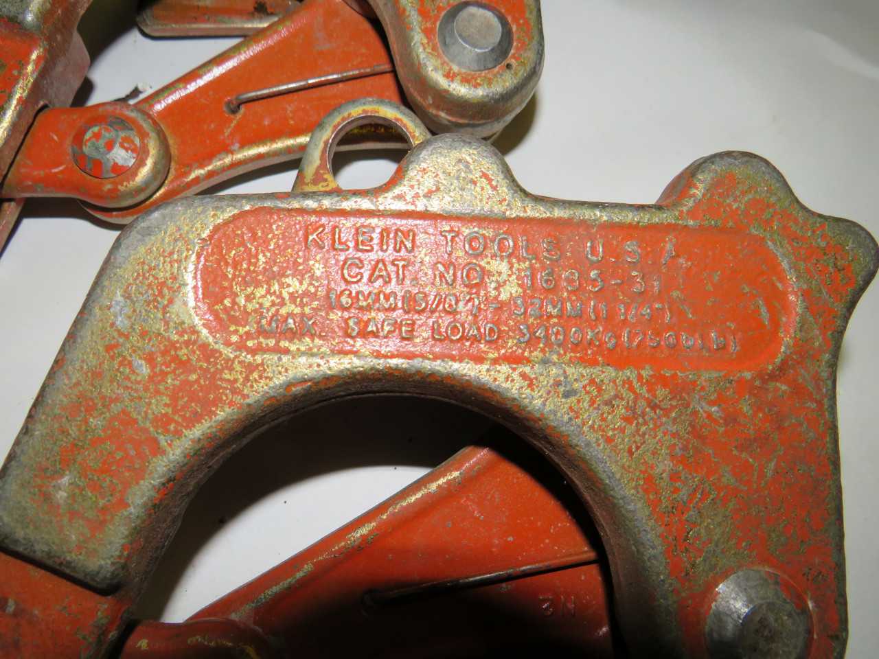 LOT OF 2 KLEIN 1685-31 3400 KG MAX LOAD BULLDOG WIRE PULLING GRIP - ELECTRIC POWER TOOLS