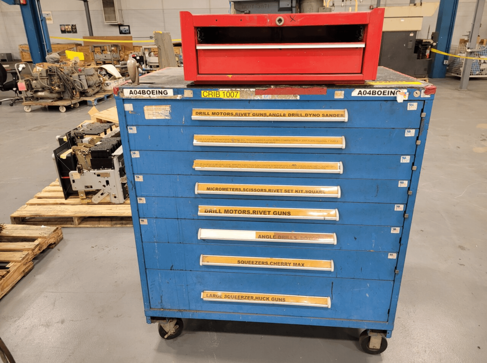 Tool Cabinet (2536314) - TOOL STORAGE