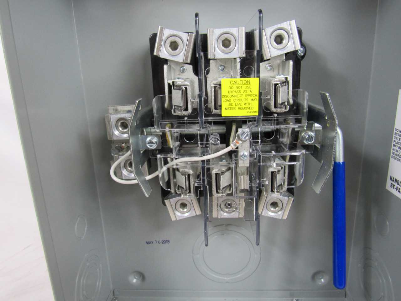 Quantity of 2 New Surplus Eaton UTE7213BCH Meter Socket Ringless 200A 600V 3Ph 7Jaws NEMA 3R - INDUSTRIAL PARTS