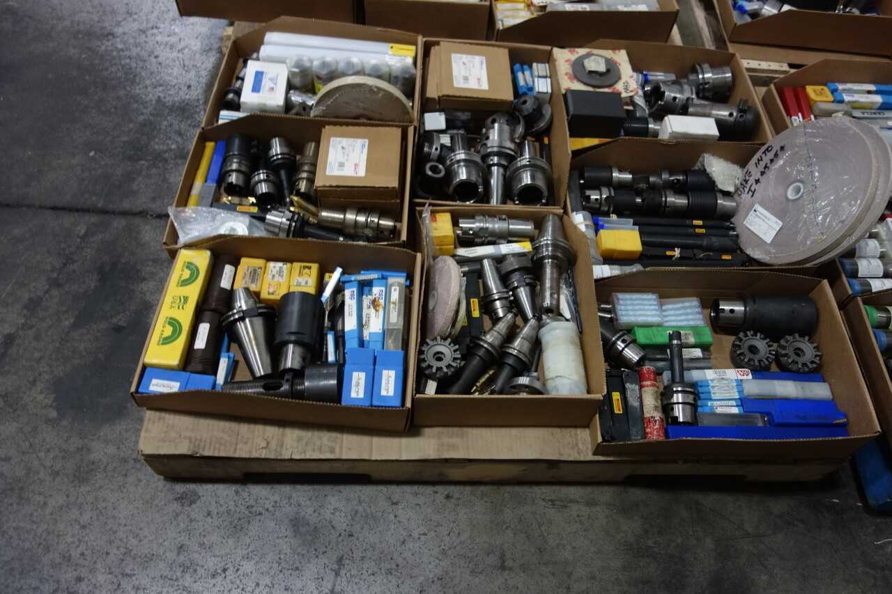4 PALLETS OF ASSORTED METALWORKING TOOLS - HAND TOOLS