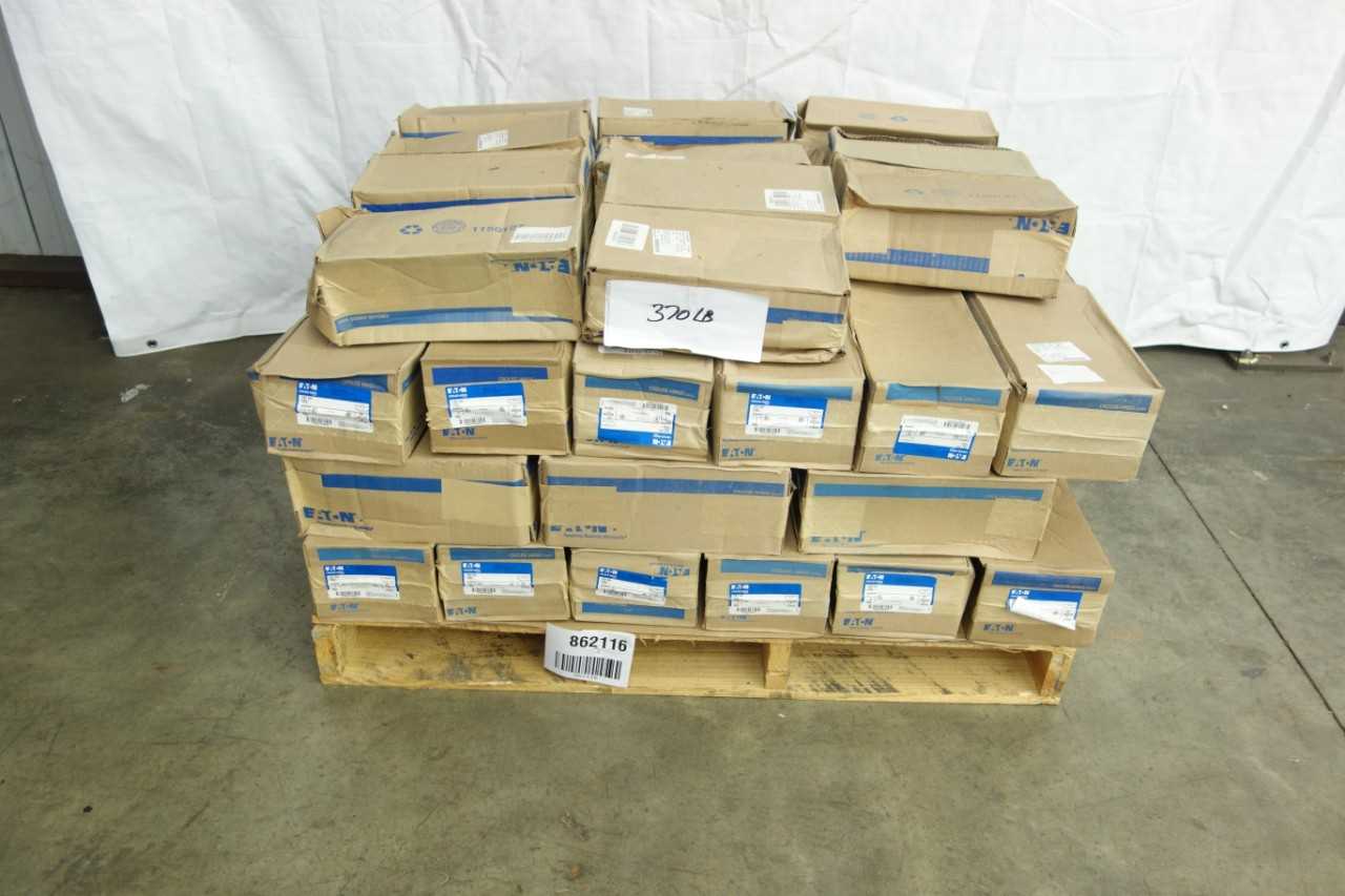 PALLET OF CROUSE HINDS T87 IRON T 3 IN CONDUIT OUTLET BODIES - CONDUIT FITTING